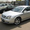 OPEL Vectra 2.2 5dr HB MT