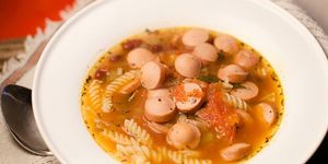 Итальянский овощной суп с сосисками