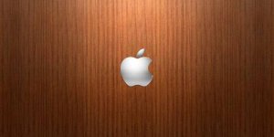 Деревянные iPhone4 от Ксюши Собчак