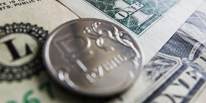 США ударят по рублю в декабре