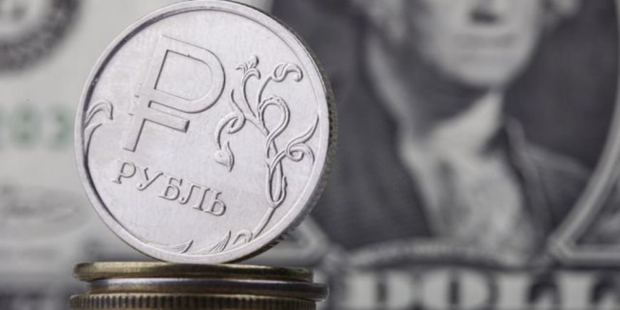 Что будет с рублем, долларом и евро в марте