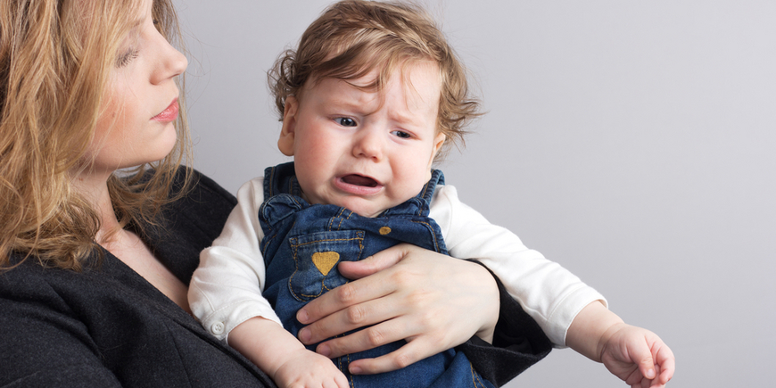 Как успокоить ребёнка во время истерики