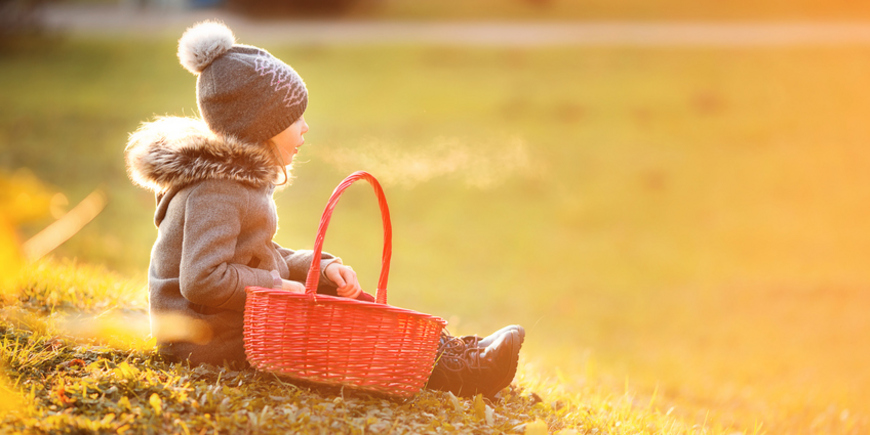Как одеть ребенка на прогулку осенью