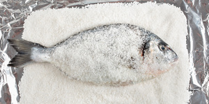 Рыба на соли в духовке