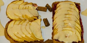 Яблочно-малиновый десерт с яичным кремом