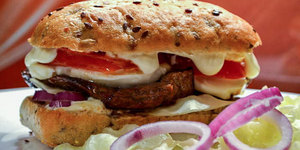 Чивито - бутерброд по-уругвайски