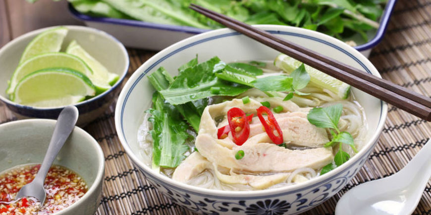 Вьетнамский куриный суп фо га