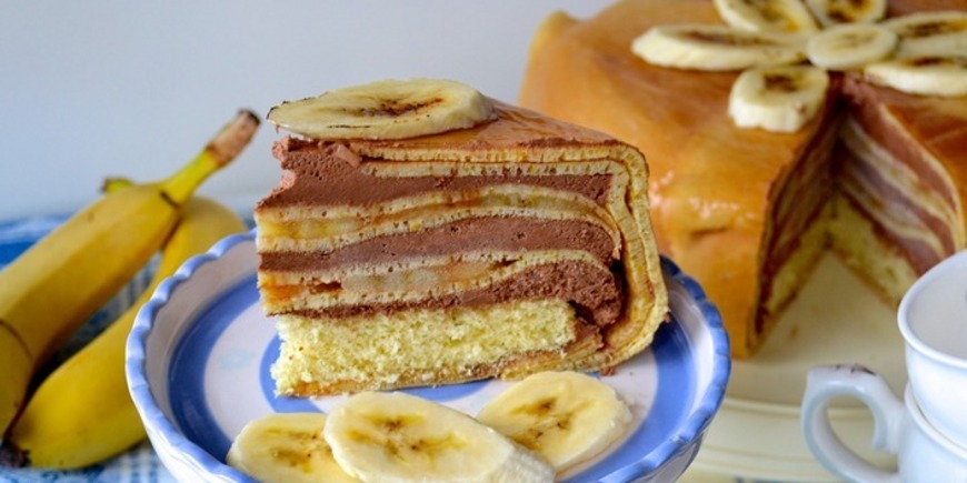 Торт с бананами и шоколадным муссом