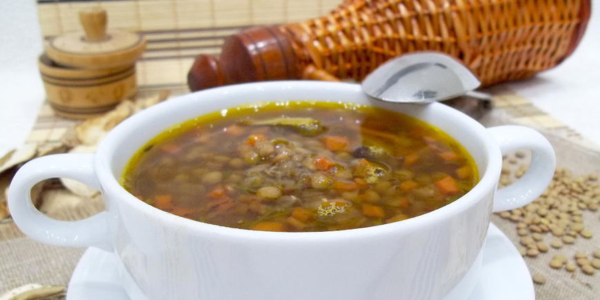 Чечевичный суп с грибами