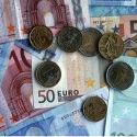 19.02 ЦБ РФ понизил курс евро на 53 коп