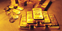 Инвесторы меняют доллары на золото