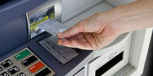Кражи с карт оплатят банки