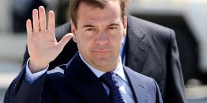 Медведев открыл завод иллюзий