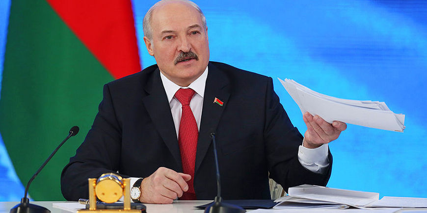 Лукашенко грозит Медведеву расплатой
