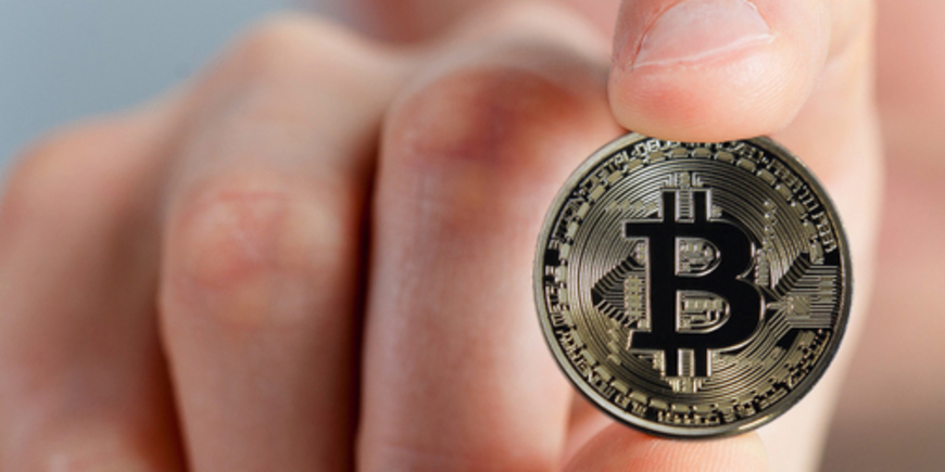Эксперт: Bitcoin "лопнет" без денежных вливаний