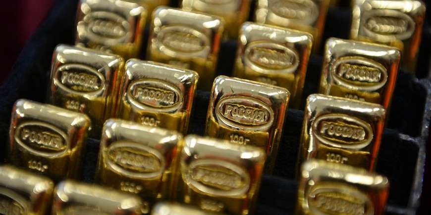 G7 запретит импорт золота из России
