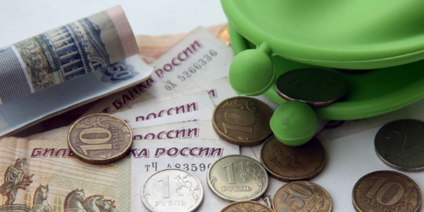 Минтруд заявил о росте зарплат в России