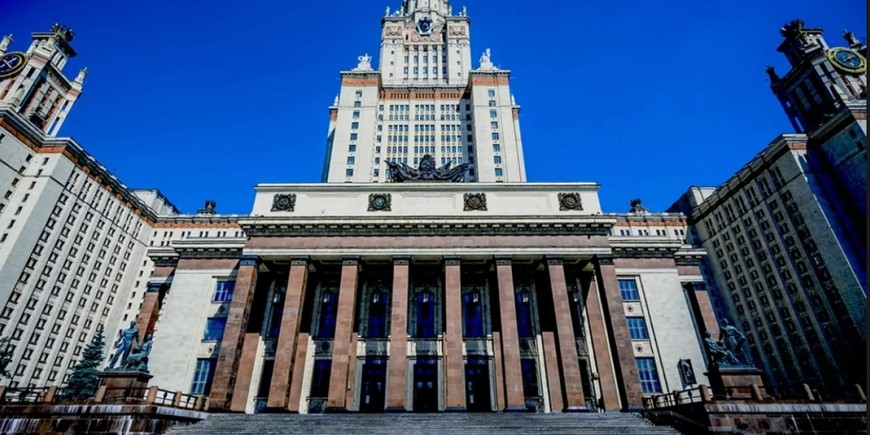 Продал две квартиры