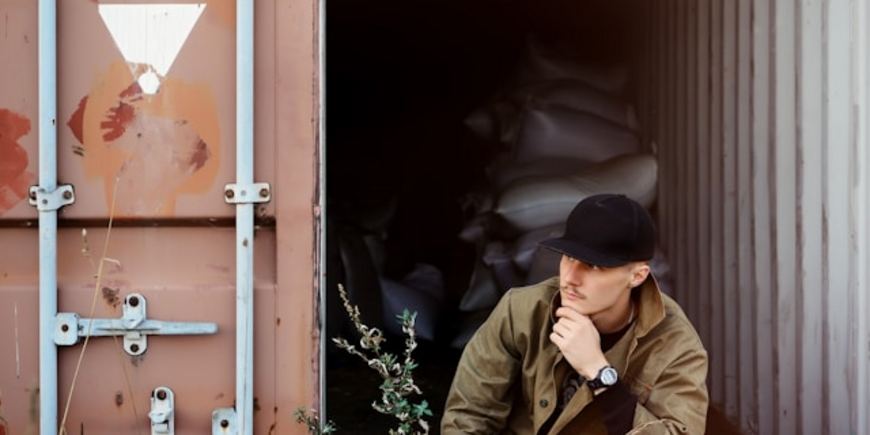 «Должность одна, а зарплаты разные»