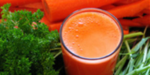 Морковный сок может быть вреден