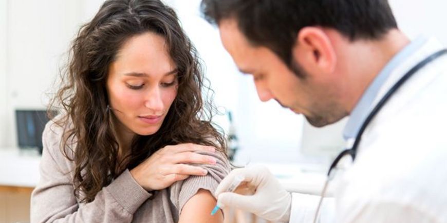 Популярные заблуждения о вакцинации