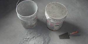 Как улучшить прилипание цементной смеси