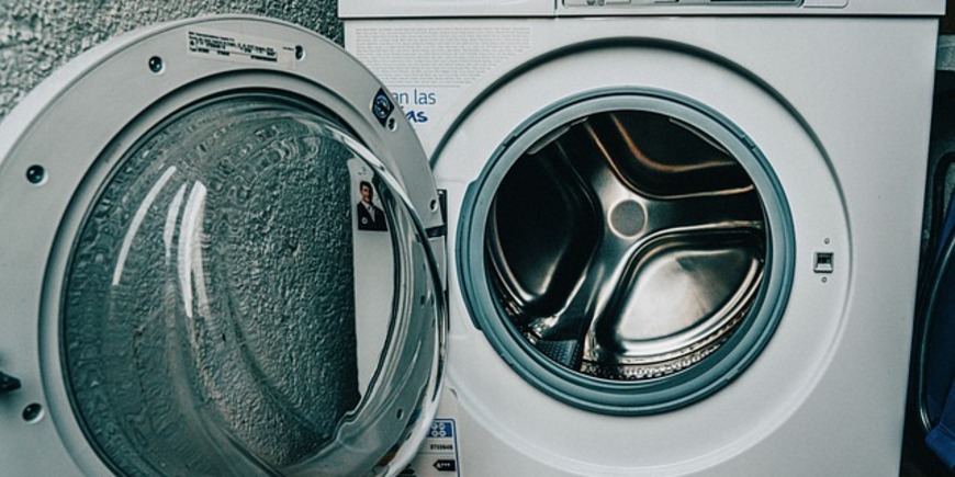 Почему стиральная машина бьется током