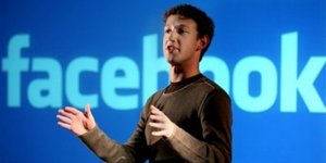 Основатель Facebook пошел в политику