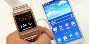 Samsung GALAXY S4 будет работать с умными часами