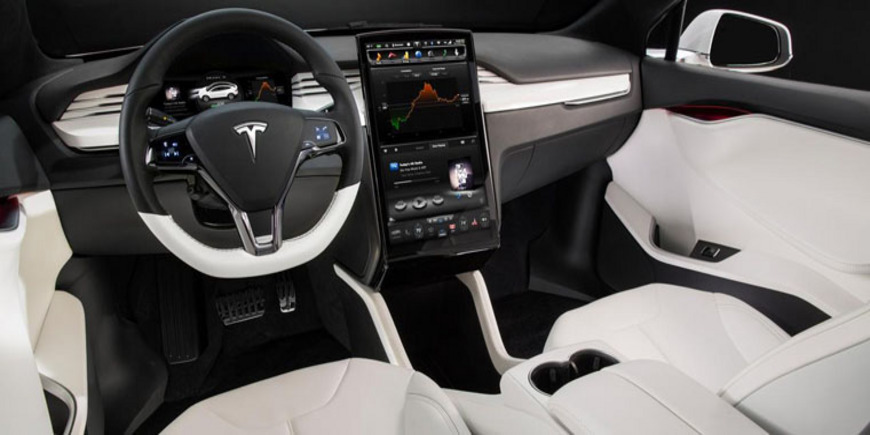 Чем Tesla напоминает Apple