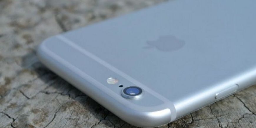 Apple пообещала больше не замедлять работу старых iPhone