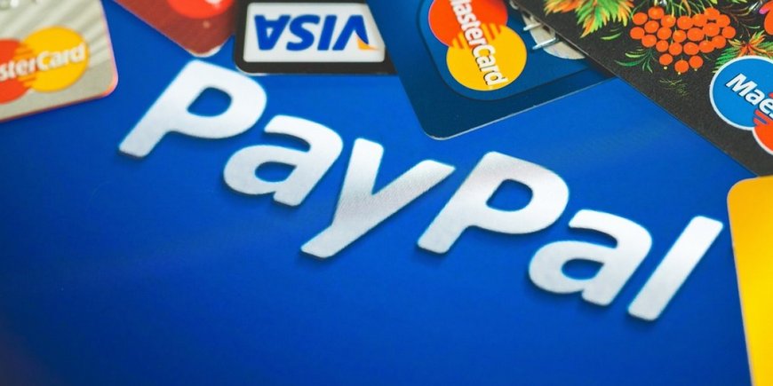 PayPal отменяет переводы по России
