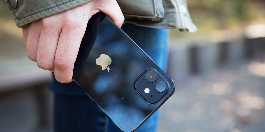 iPhone 15 выйдет без слота под сим-карту