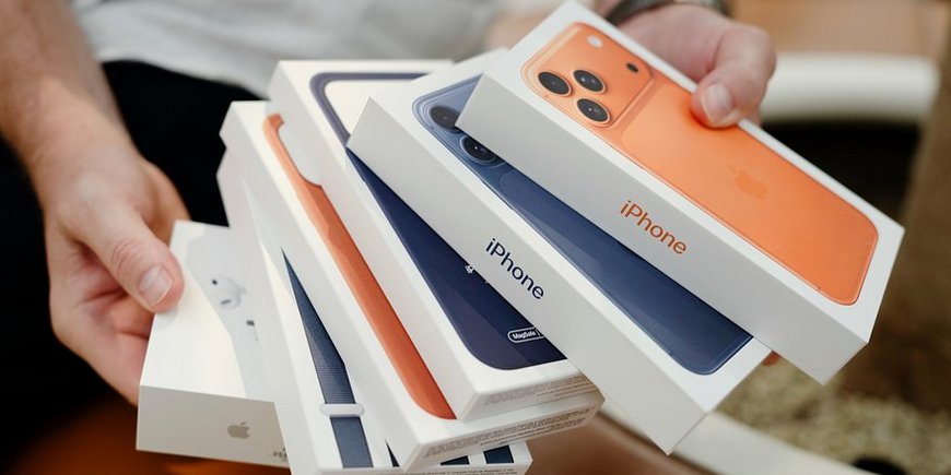 Продажи iPhone 17