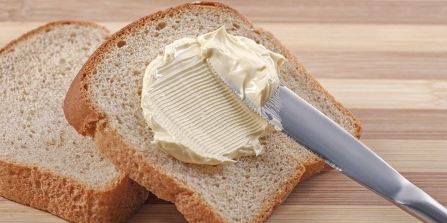Коуч по вымогательству хлеба с маслом