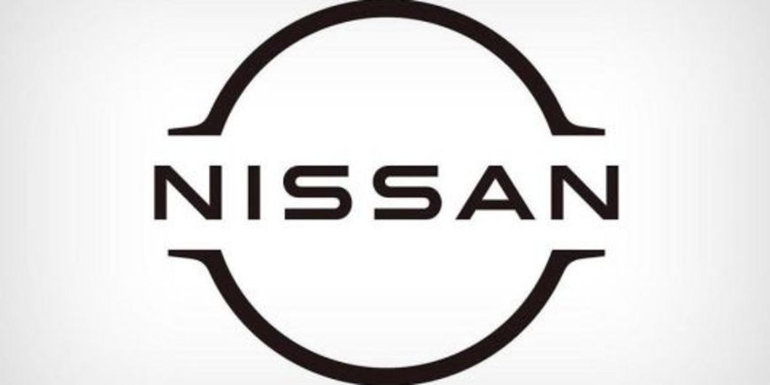 Nissan поменял логотип
