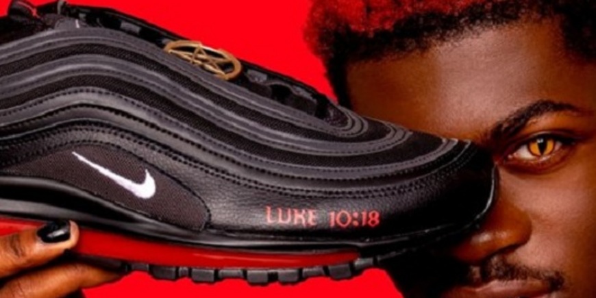 Nike будет судиться из-за "сатанинской обуви"