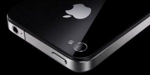 Apple выпускает дешевую версию iPhone