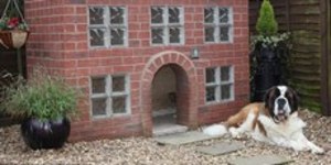 В Англии построена собачья конура за $3 тыс