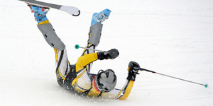 Первая помощь при падении в зимнем спорте