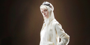 Akris Pre-fall 2013 - Амелия сегодня