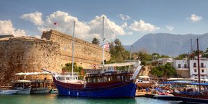 Гольф и яхты привлекают туристов на Кипр